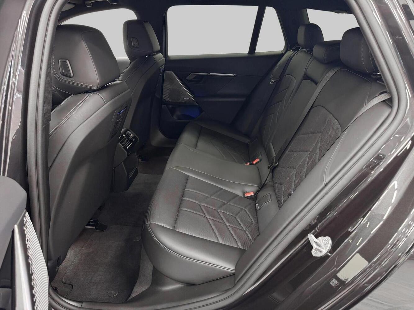 BMW i5 vaihtoauto