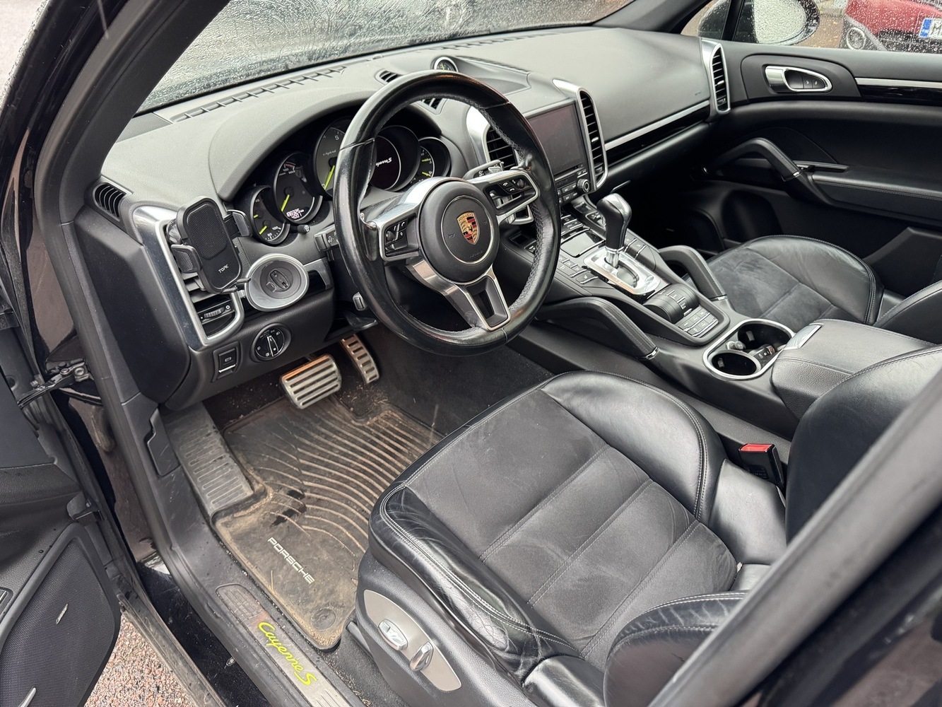 Porsche Cayenne vaihtoauto