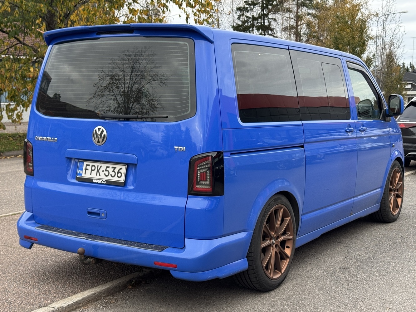 Volkswagen Caravelle vaihtoauto