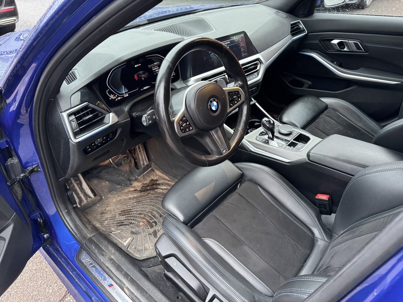 BMW 330 vaihtoauto