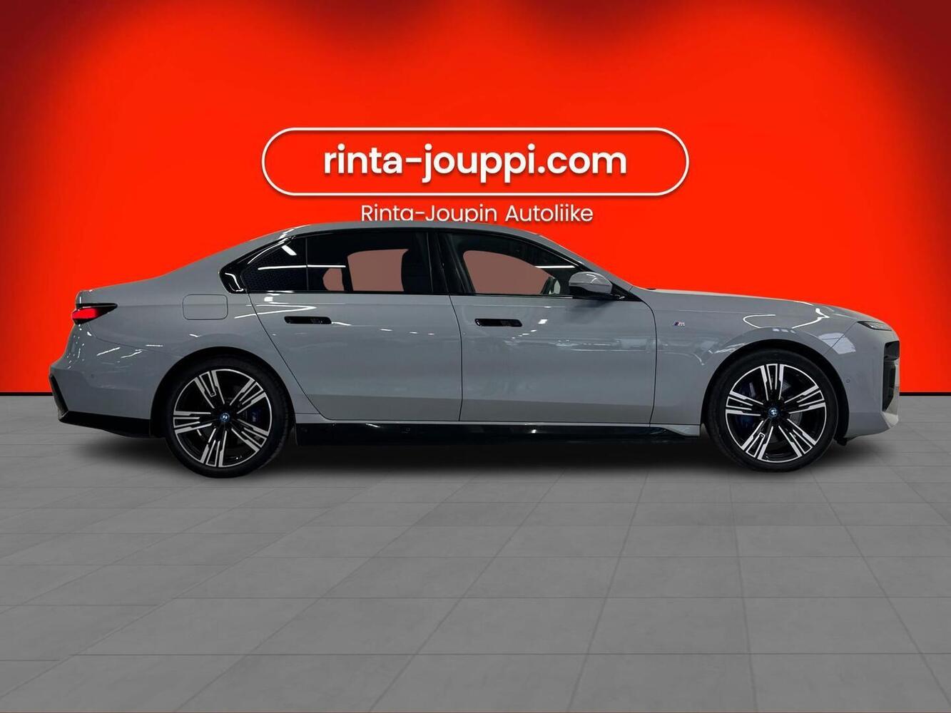 BMW i7 vaihtoauto