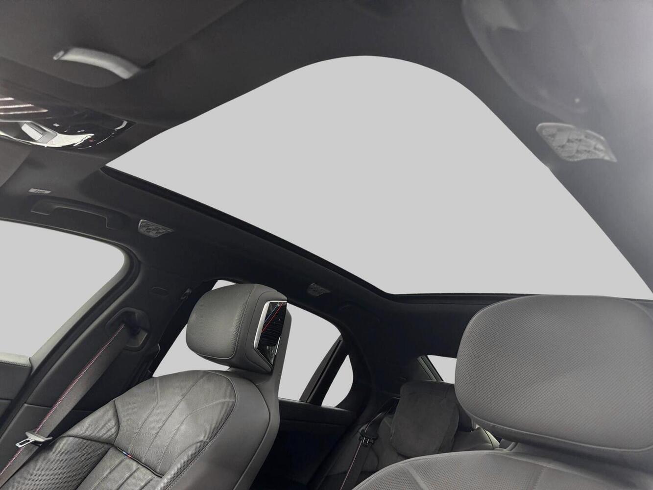 BMW i7 vaihtoauto