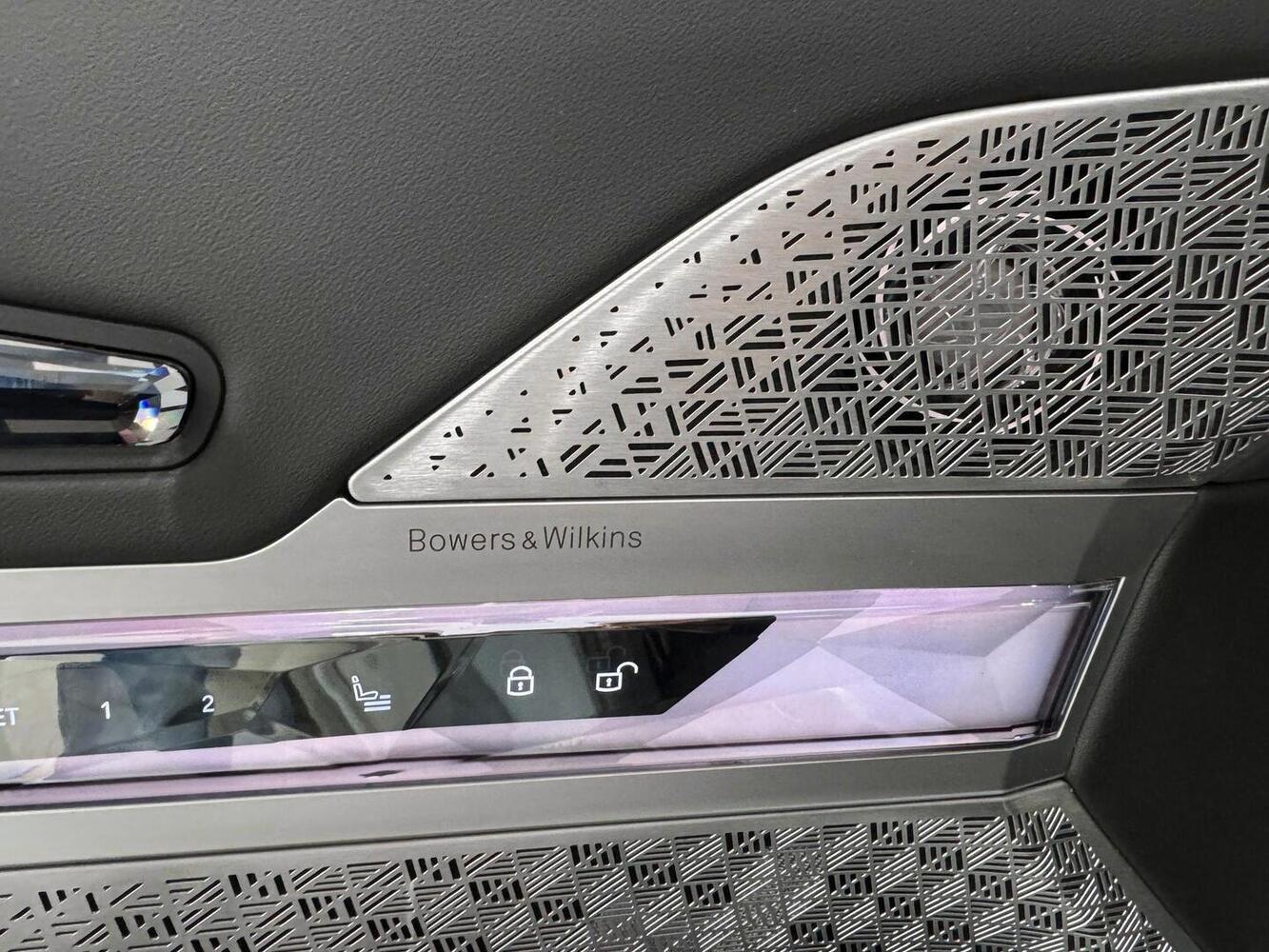 BMW i7 vaihtoauto