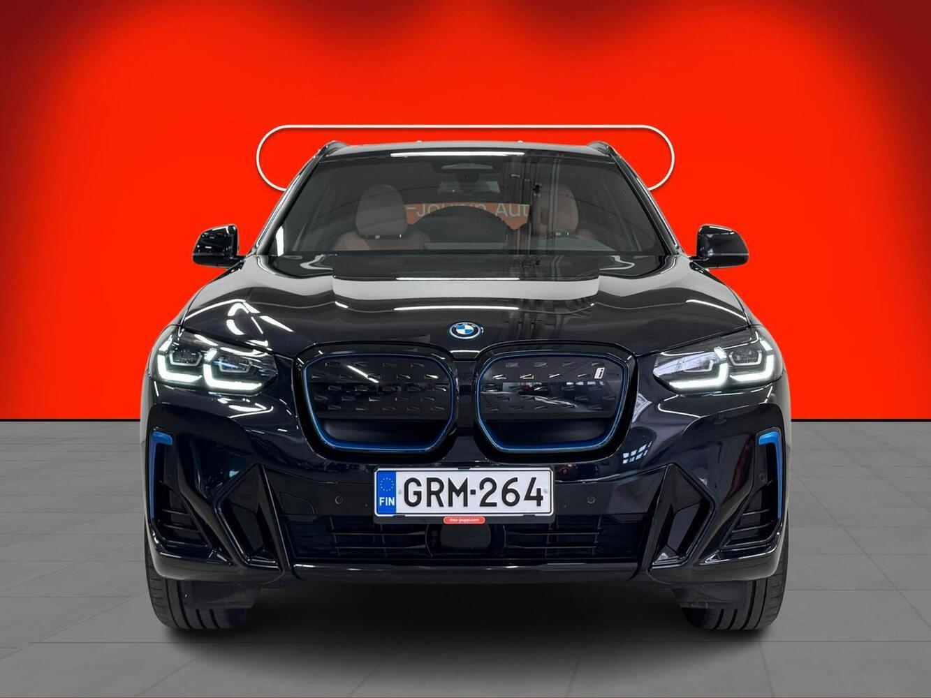 BMW iX3 vaihtoauto