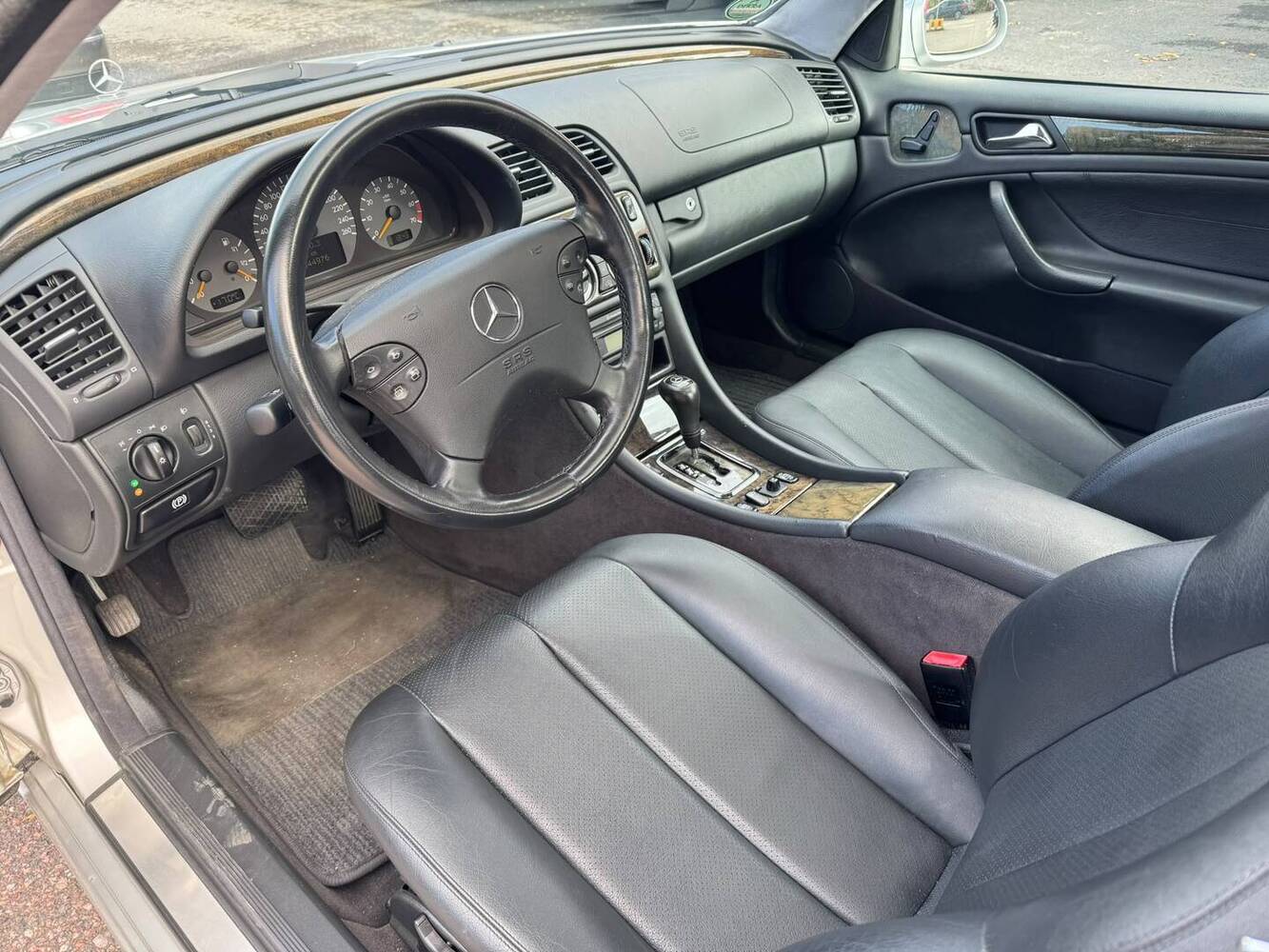 Mercedes-Benz CLK vaihtoauto