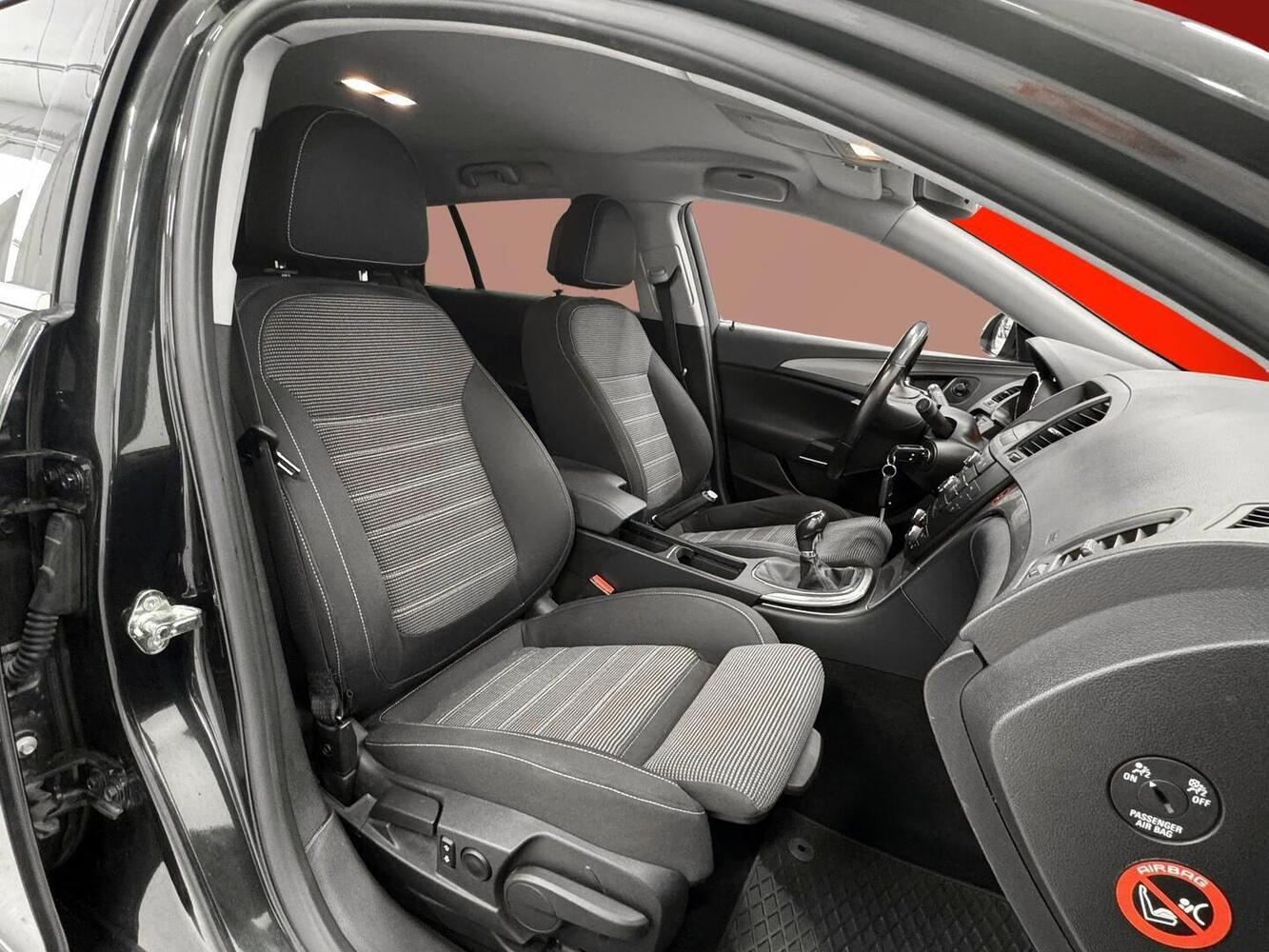 Opel Insignia vaihtoauto