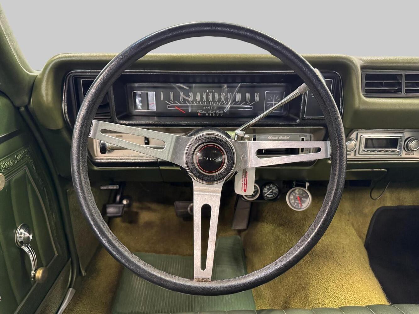 Buick Skylark vaihtoauto