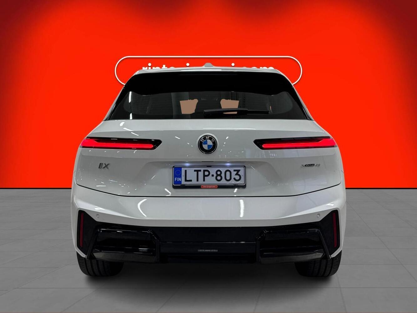 BMW iX vaihtoauto
