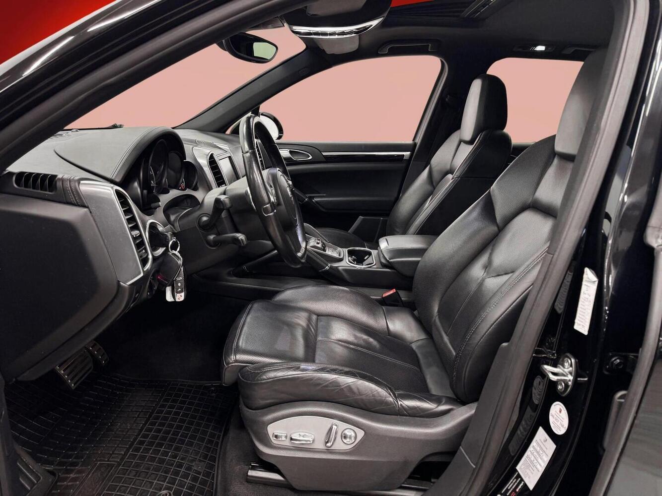 Porsche Cayenne vaihtoauto