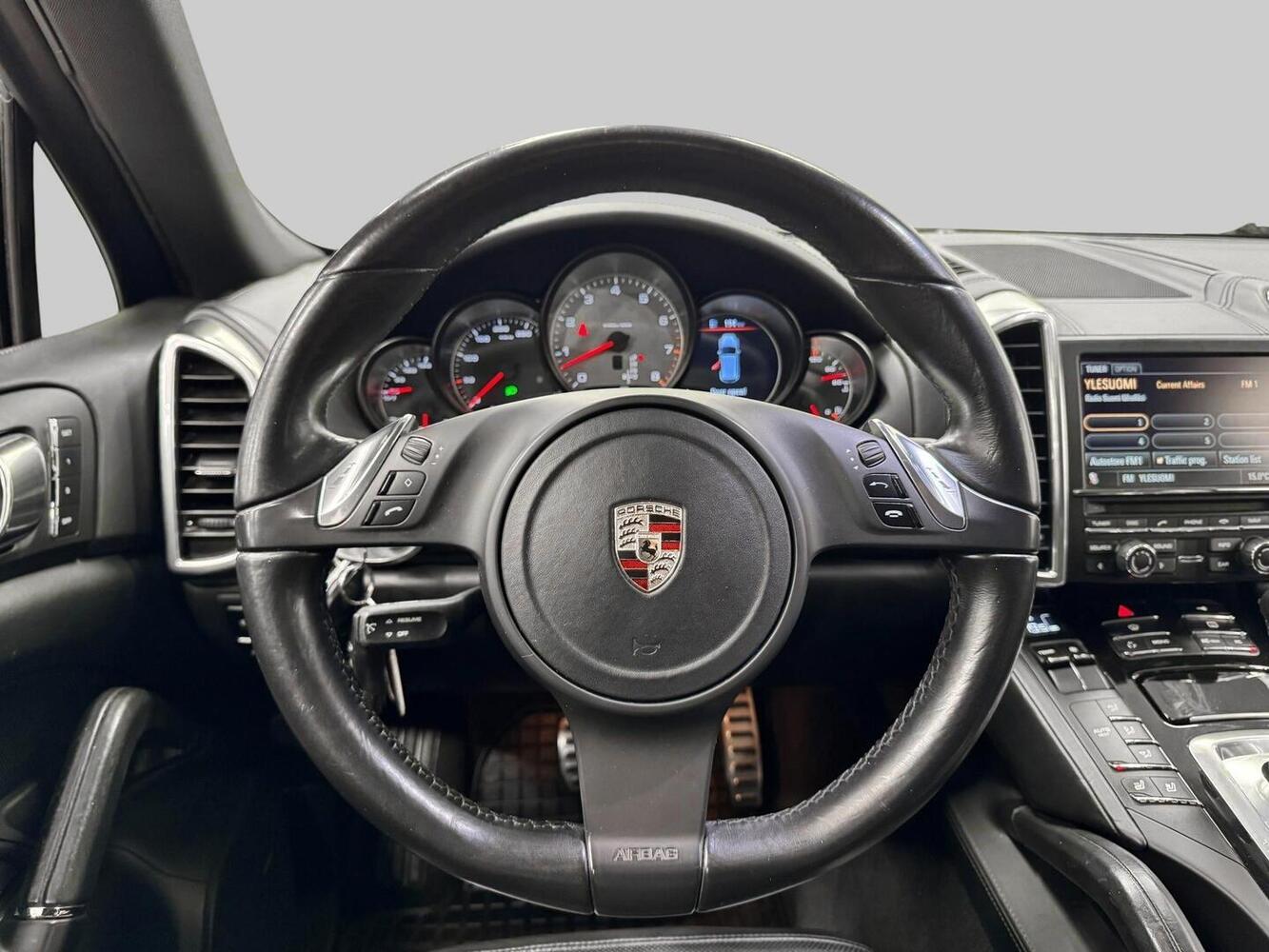 Porsche Cayenne vaihtoauto