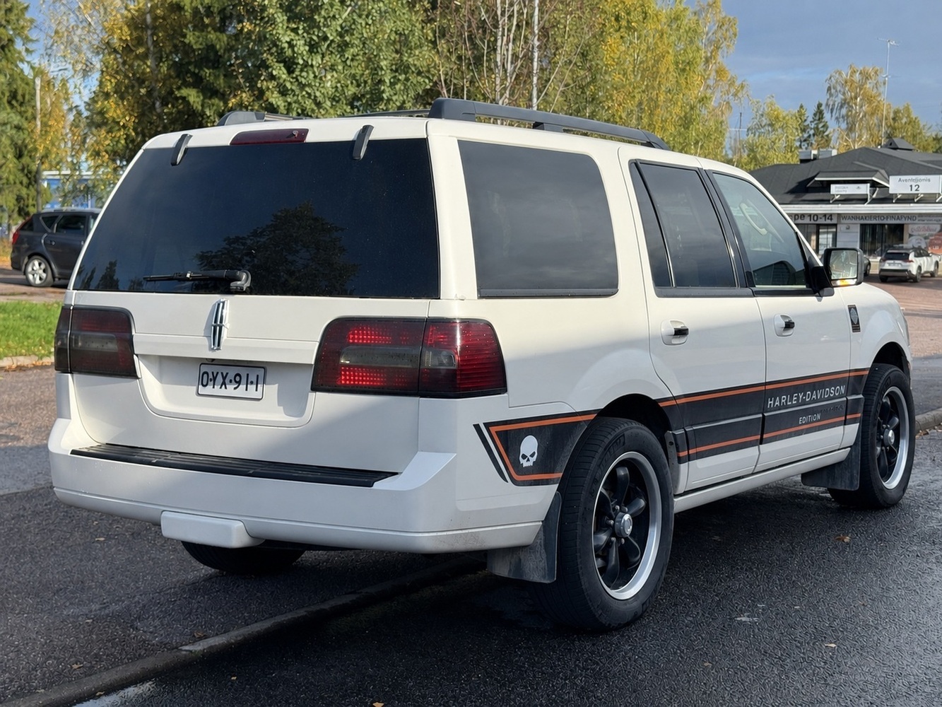 Lincoln Navigator vaihtoauto