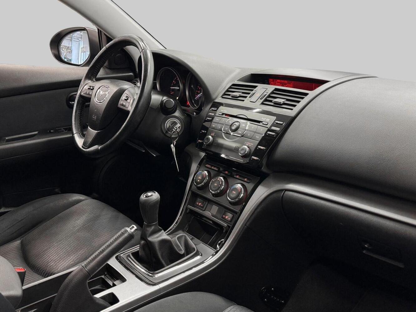 Mazda 6 vaihtoauto