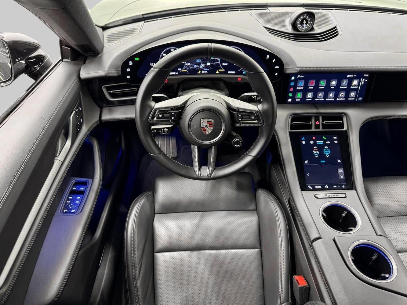 Porsche Taycan vaihtoauto