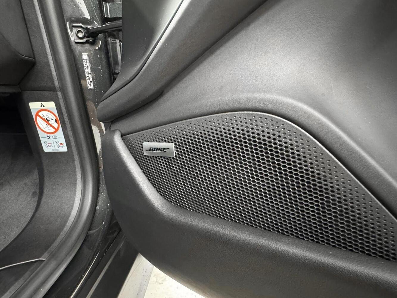 Porsche Taycan vaihtoauto