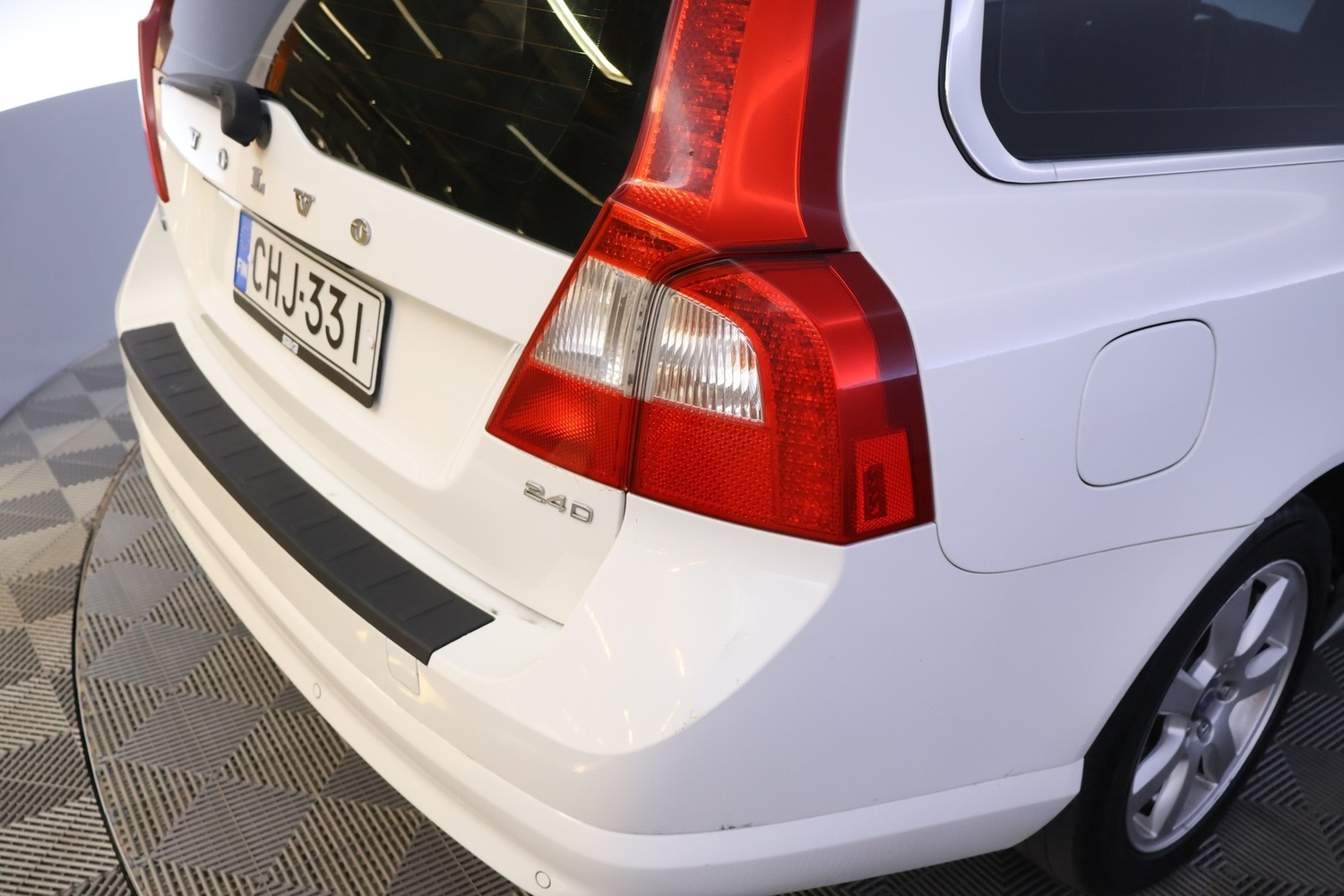 Volvo V70 vaihtoauto