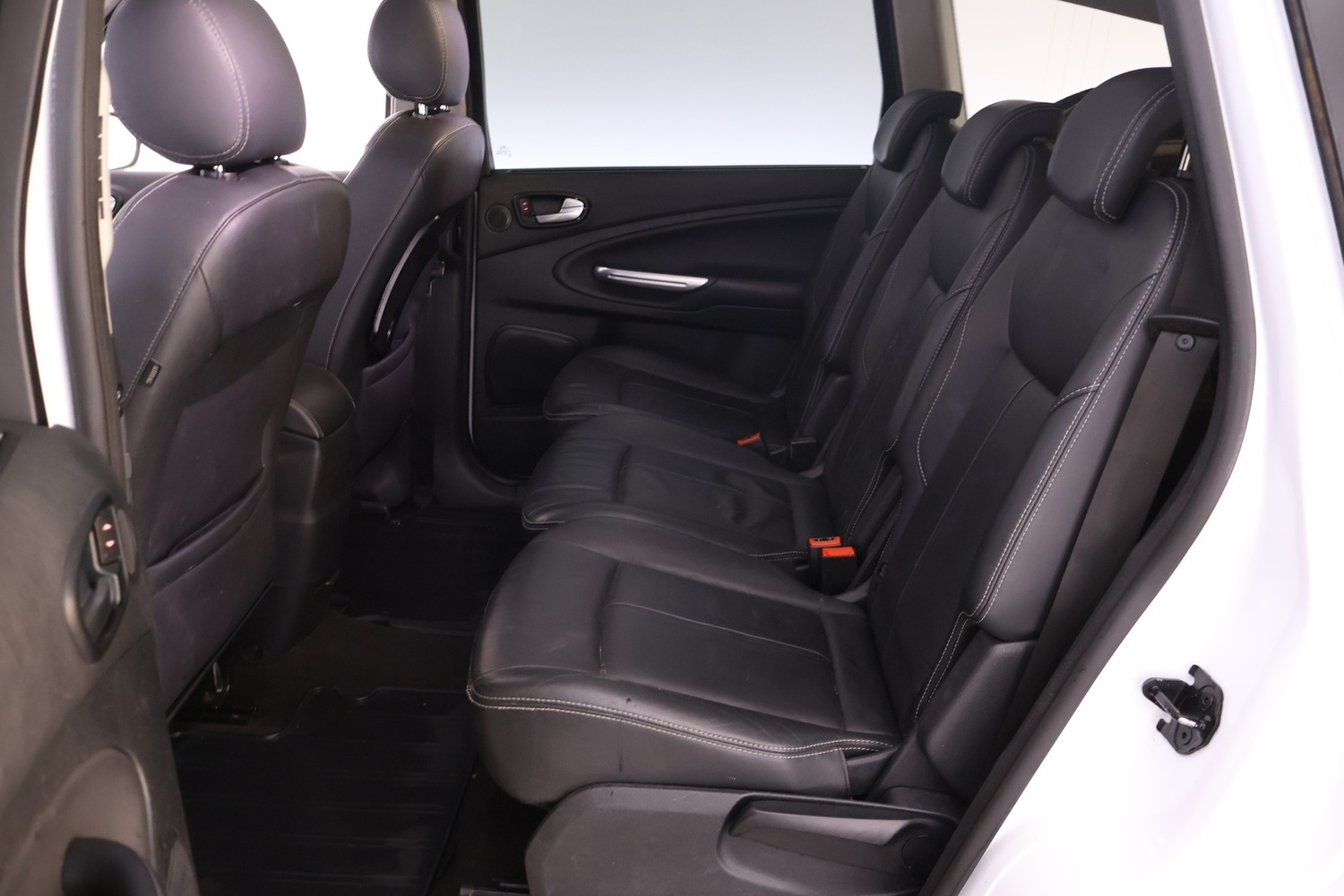 Ford S-MAX vaihtoauto