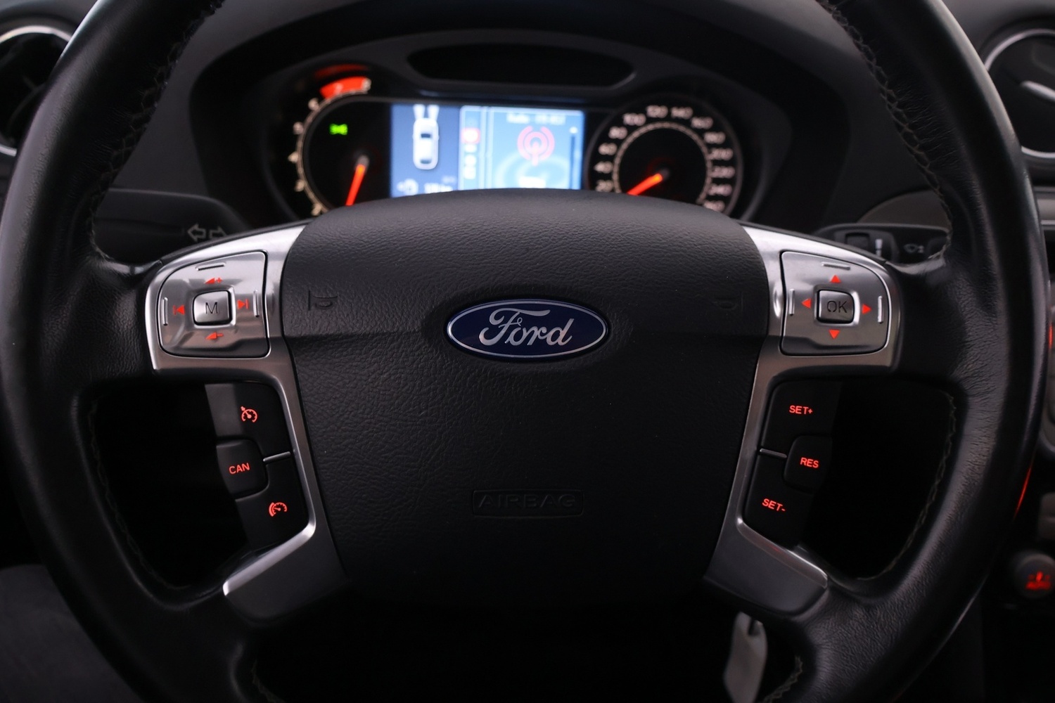 Ford S-MAX vaihtoauto