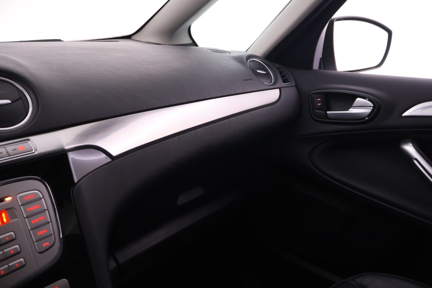 Ford S-MAX vaihtoauto