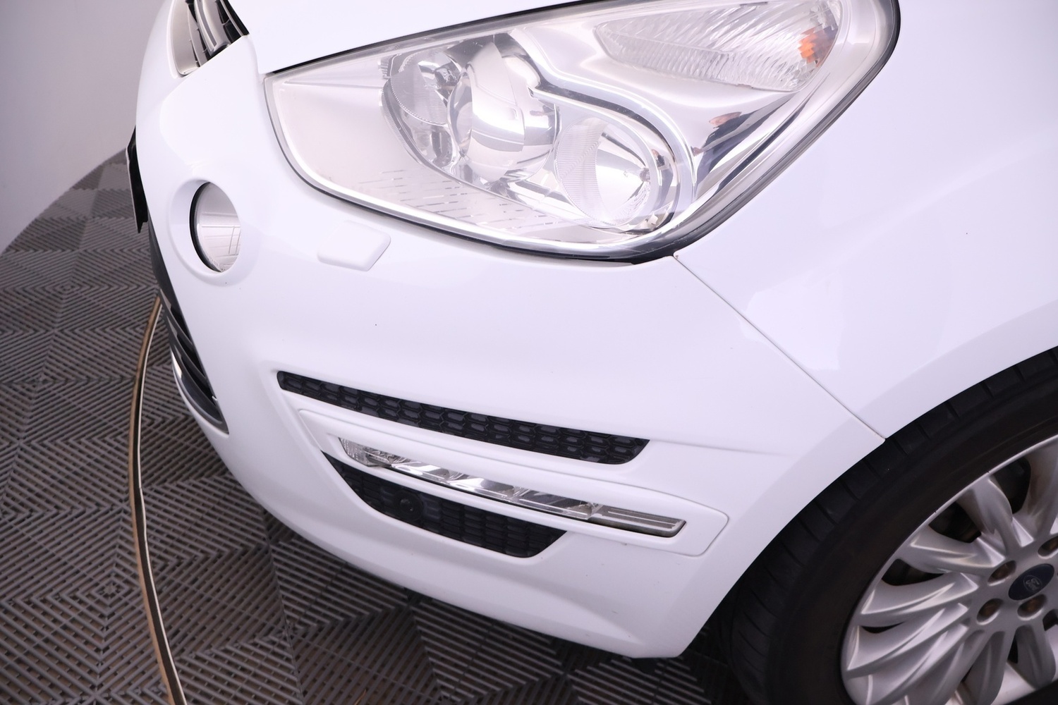 Ford S-MAX vaihtoauto