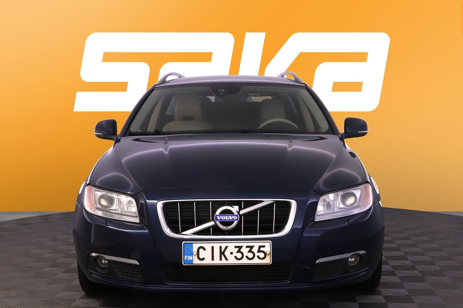 Volvo V70 vaihtoauto