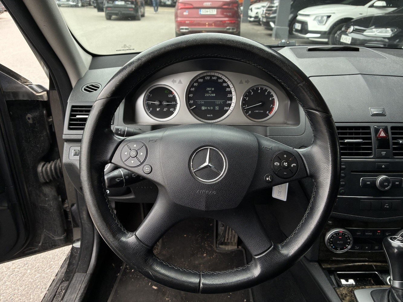 Mercedes-Benz C vaihtoauto