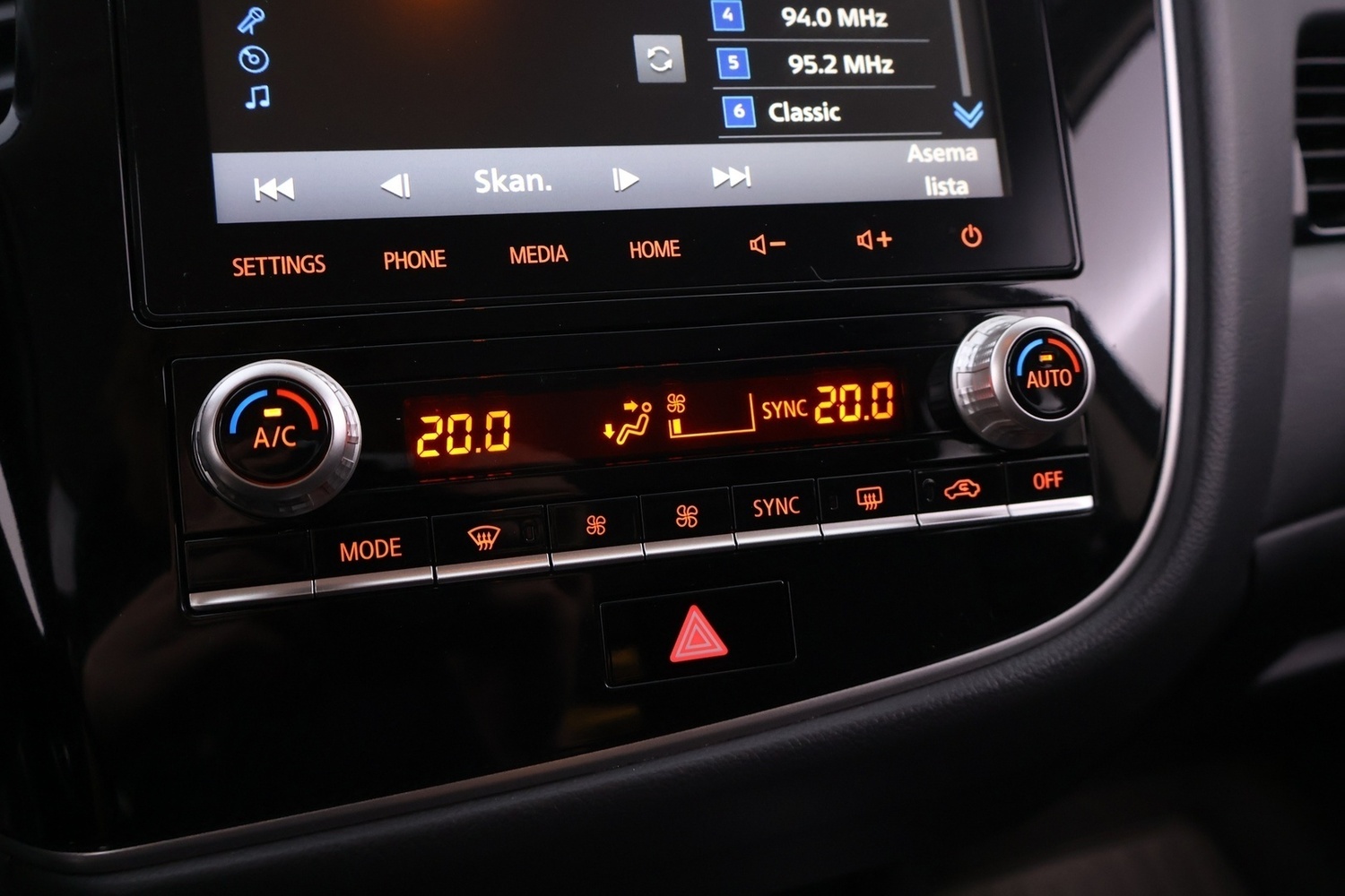 Mitsubishi Outlander PHEV vaihtoauto