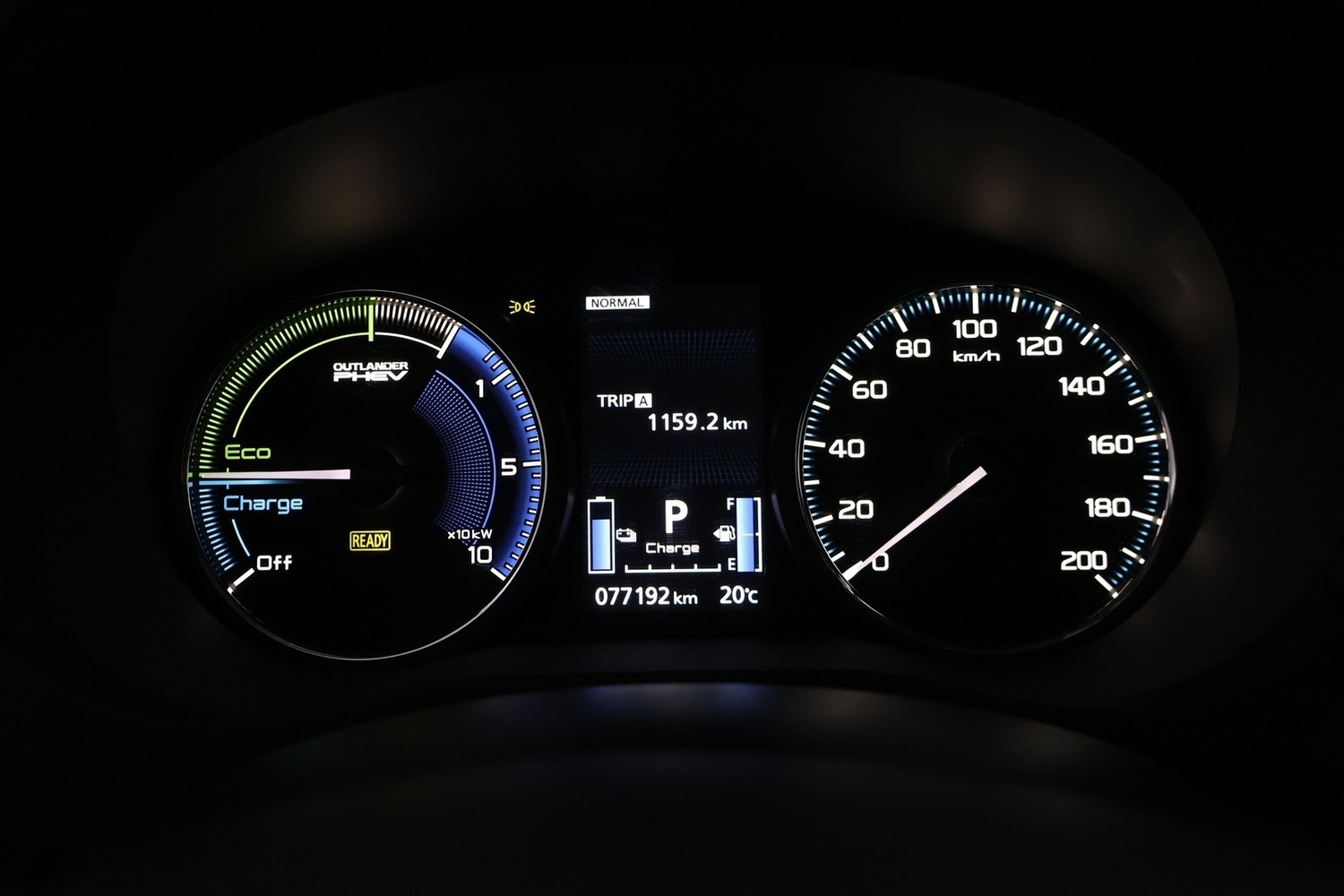 Mitsubishi Outlander PHEV vaihtoauto