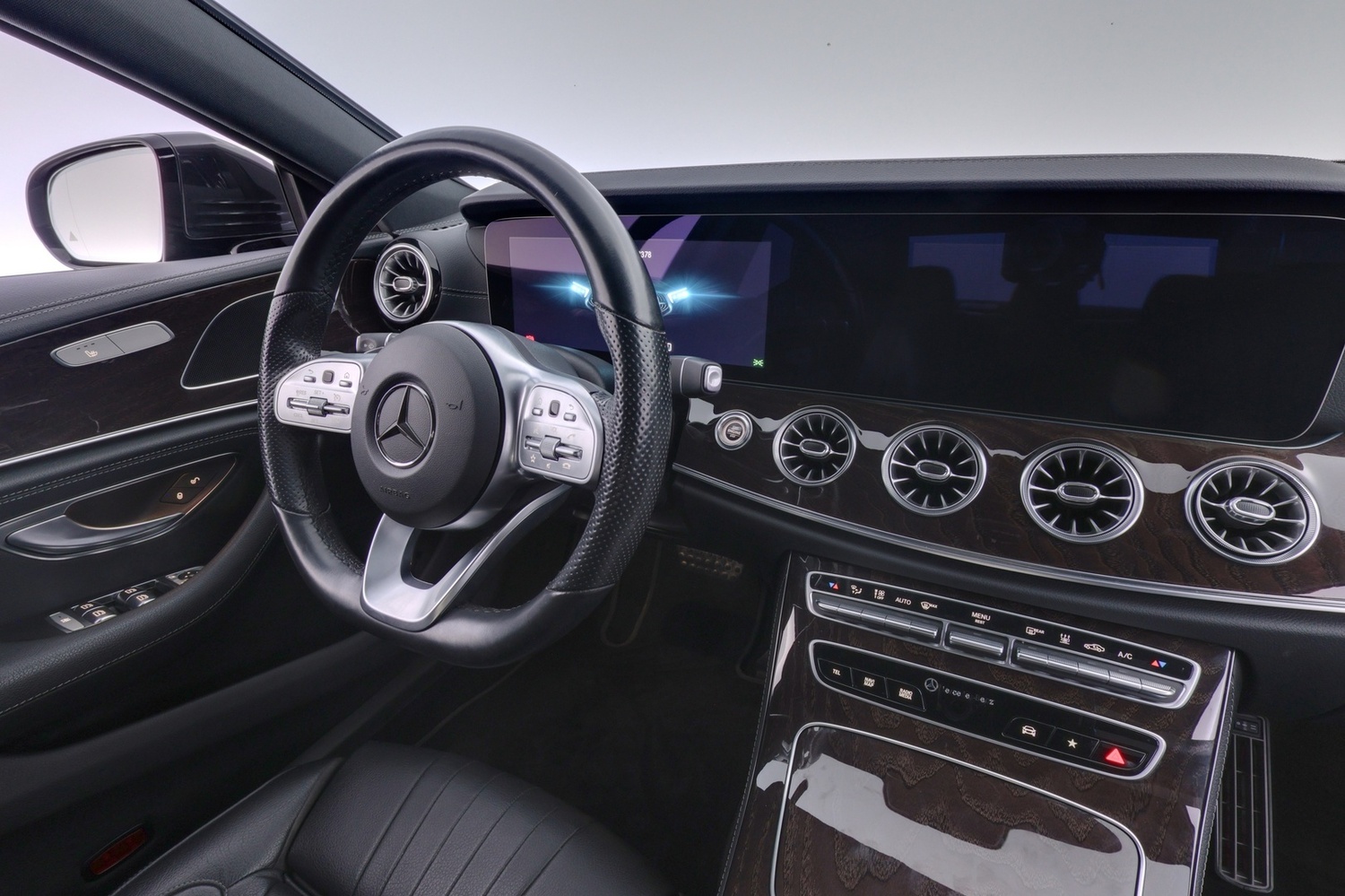 Mercedes-Benz CLS vaihtoauto