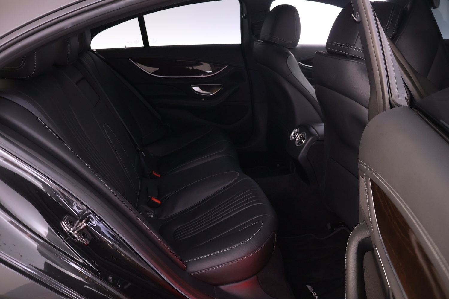 Mercedes-Benz CLS vaihtoauto