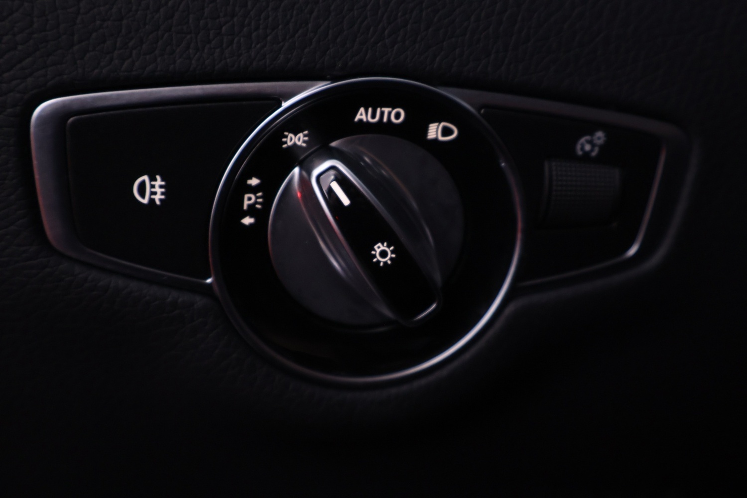 Mercedes-Benz CLS vaihtoauto