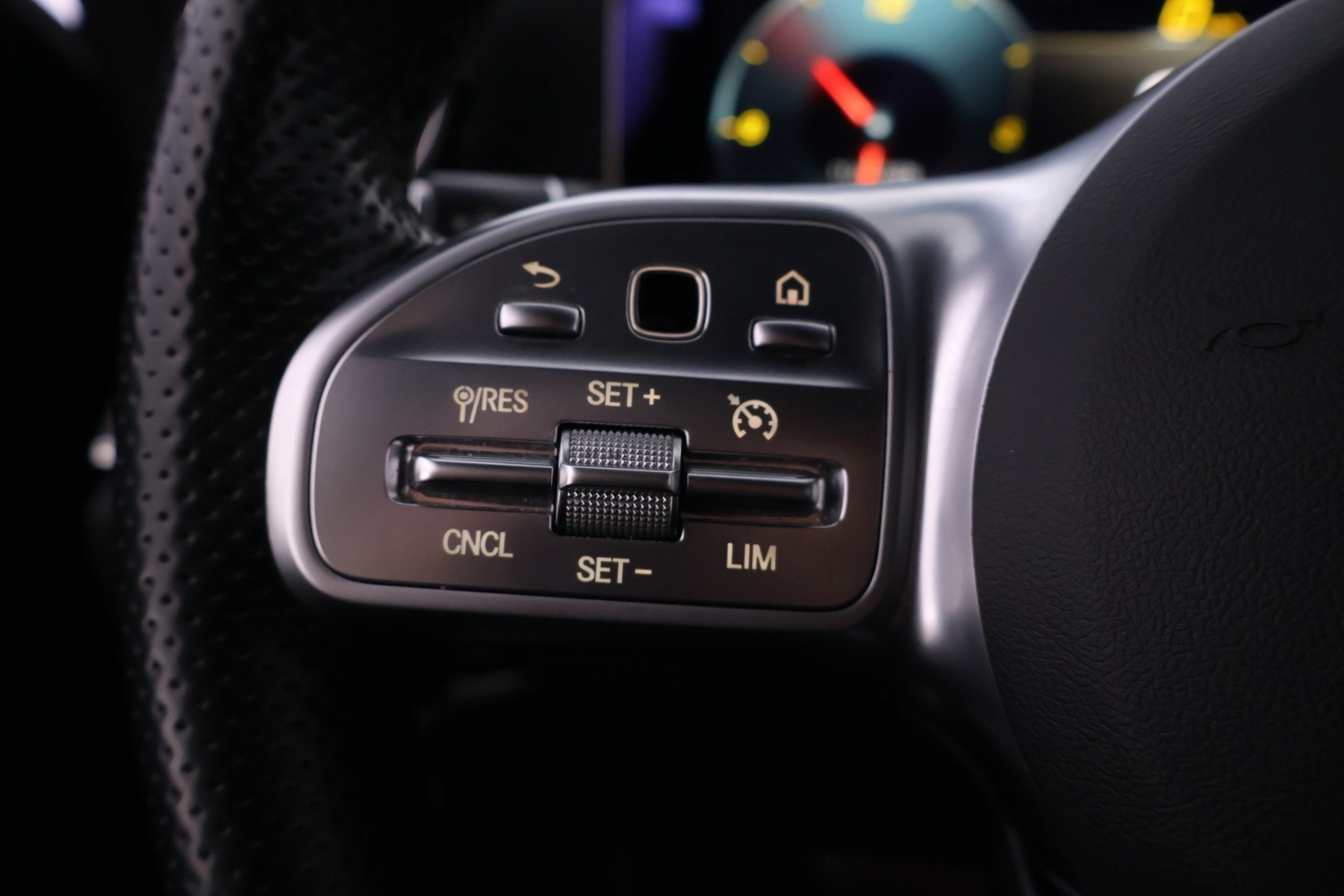 Mercedes-Benz CLS vaihtoauto