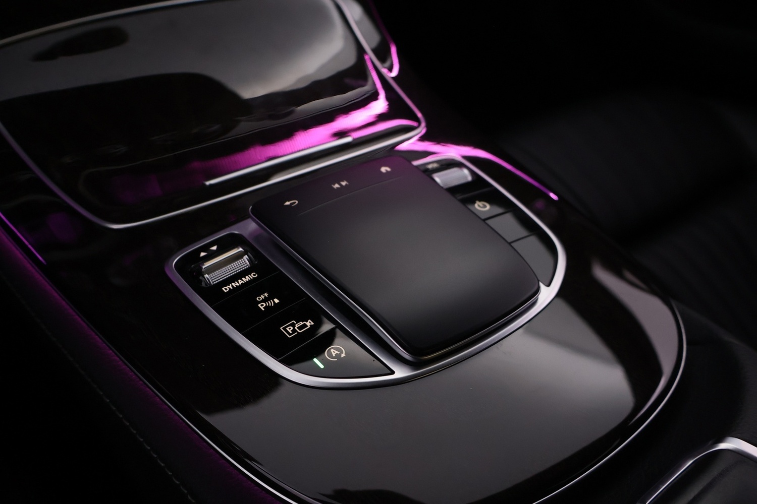Mercedes-Benz CLS vaihtoauto
