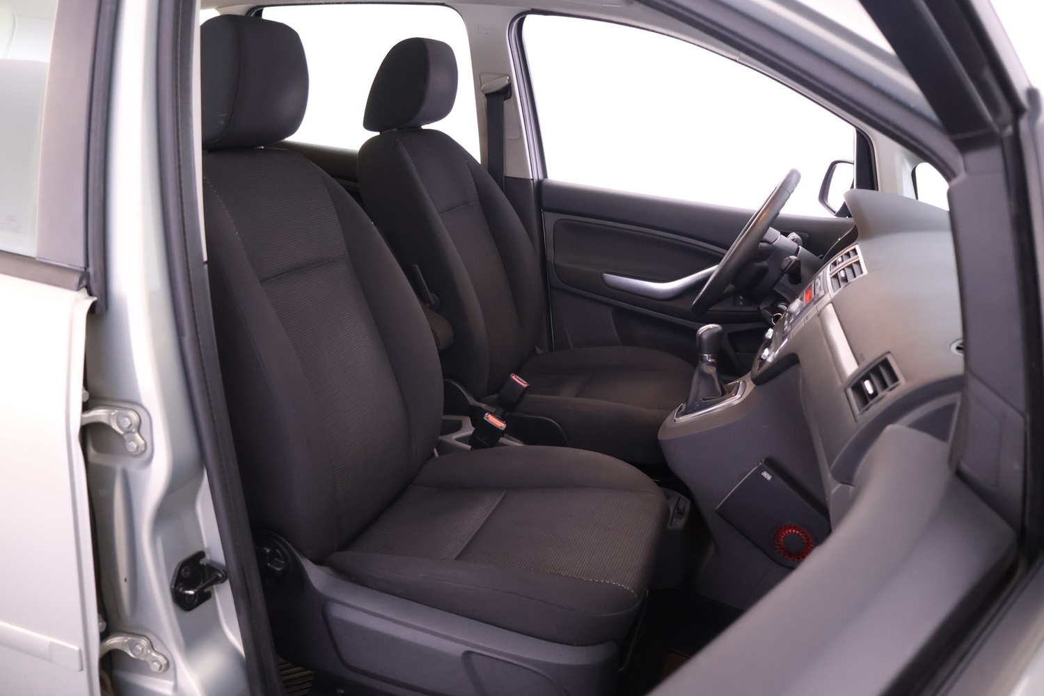 Ford C-MAX vaihtoauto