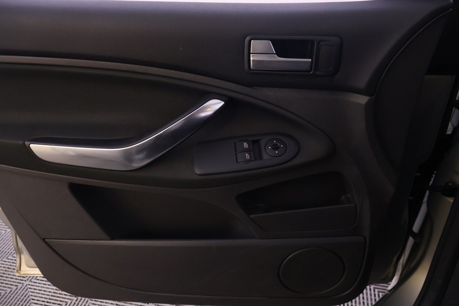 Ford C-MAX vaihtoauto