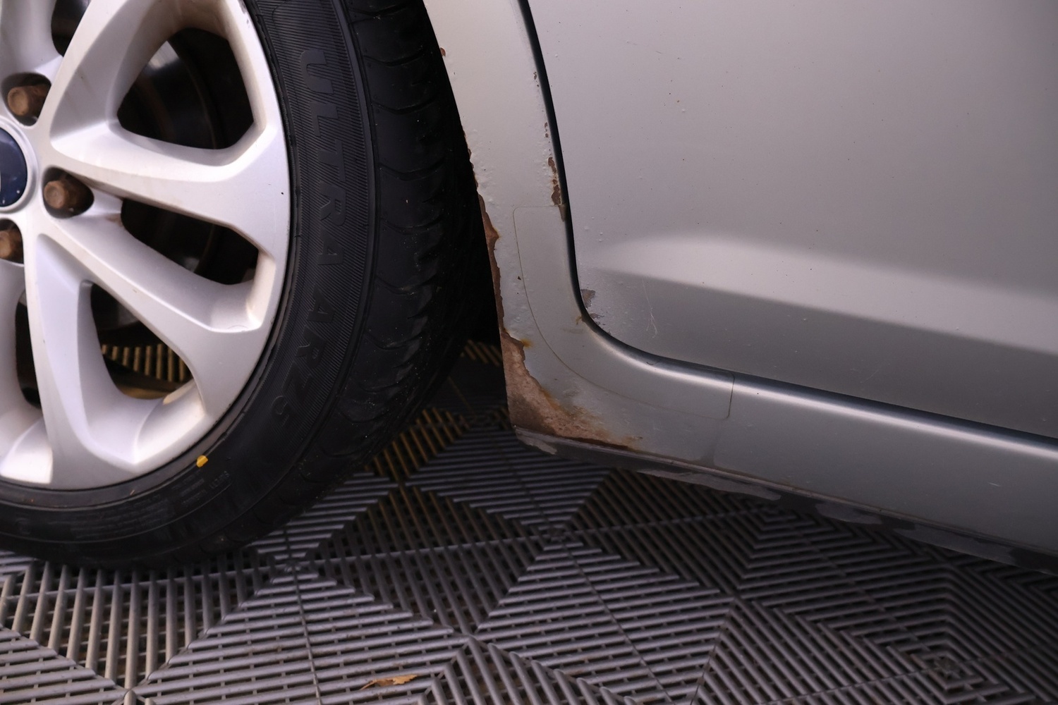 Ford C-MAX vaihtoauto