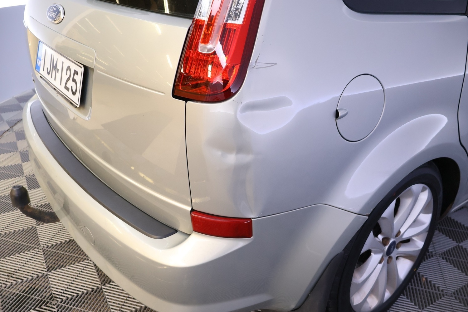Ford C-MAX vaihtoauto