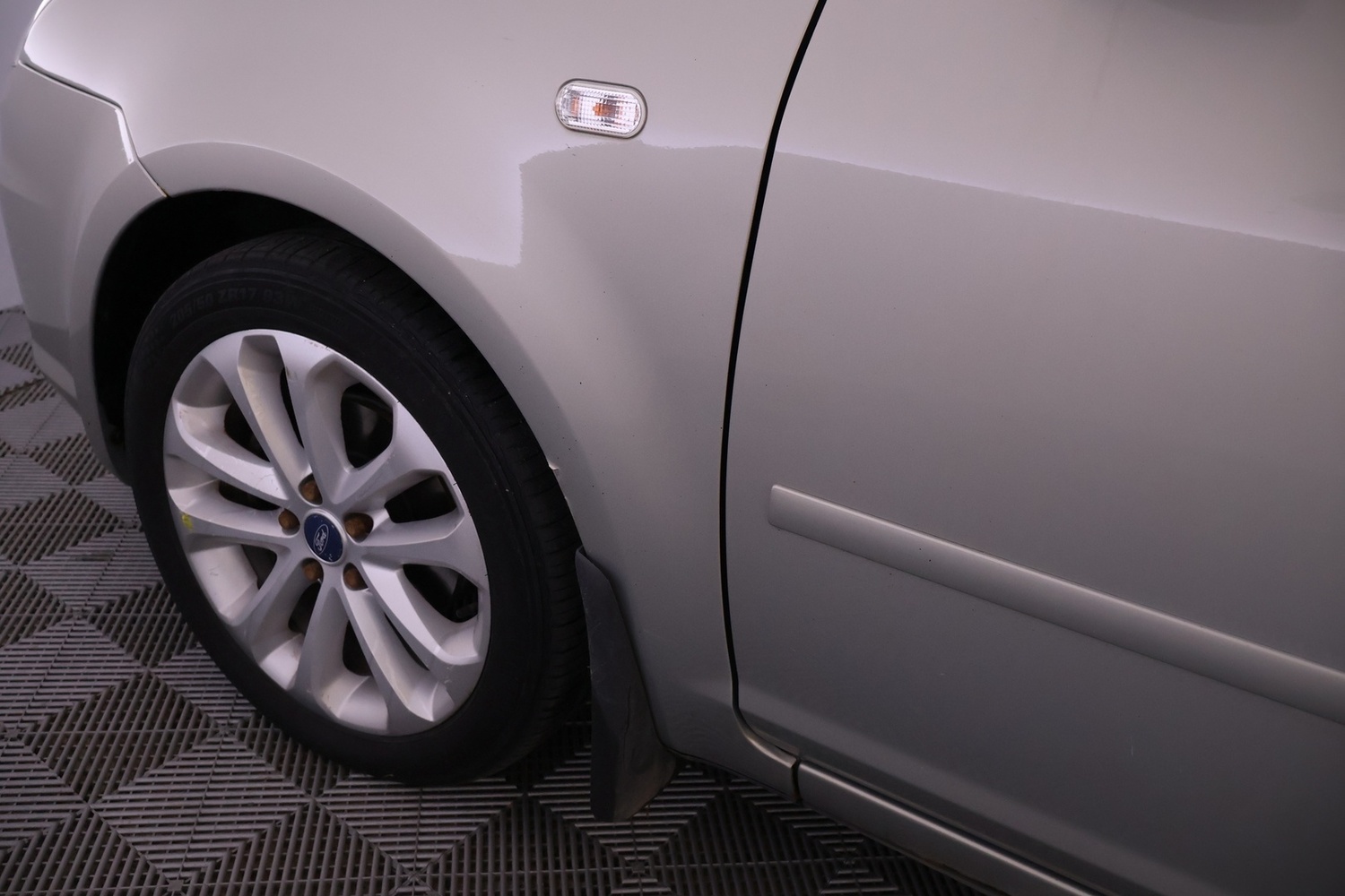 Ford C-MAX vaihtoauto