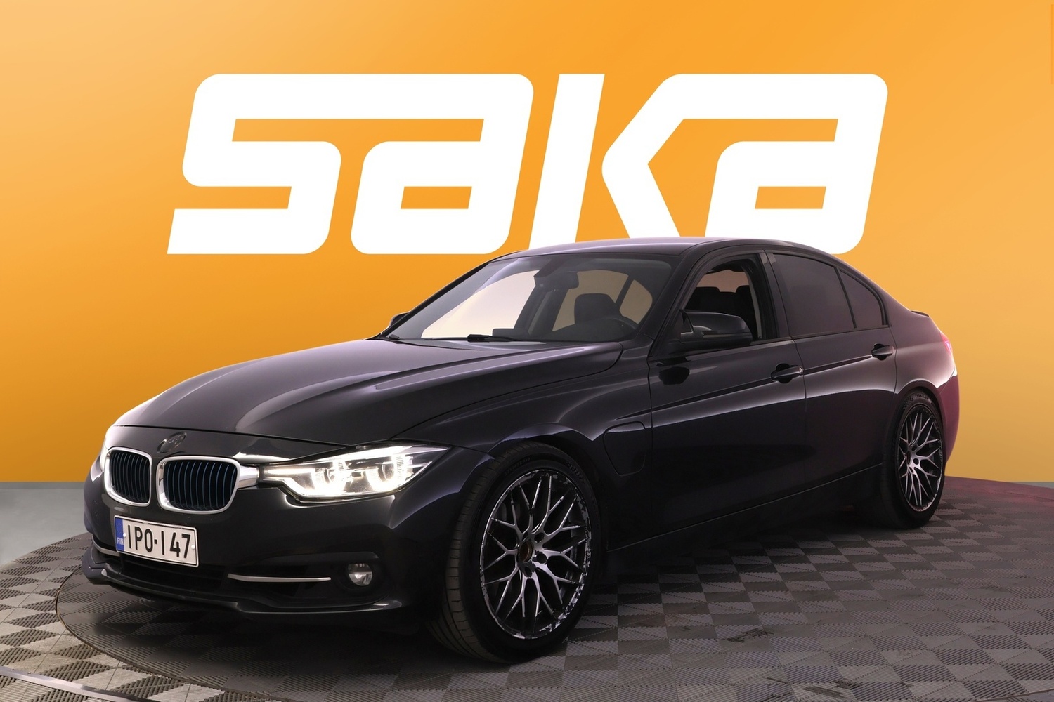 BMW 330 vaihtoauto