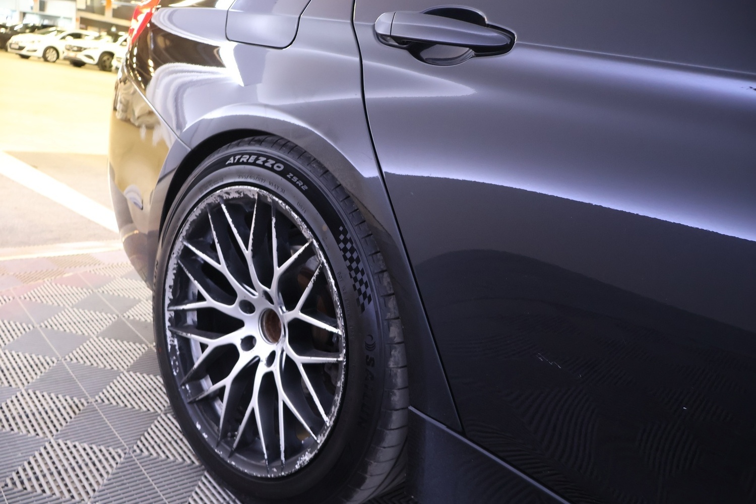BMW 330 vaihtoauto