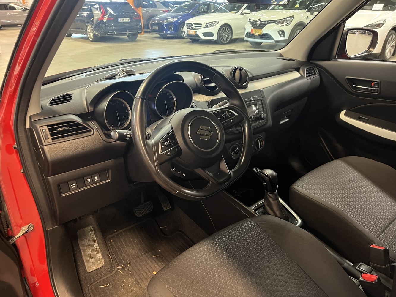 Suzuki Swift vaihtoauto