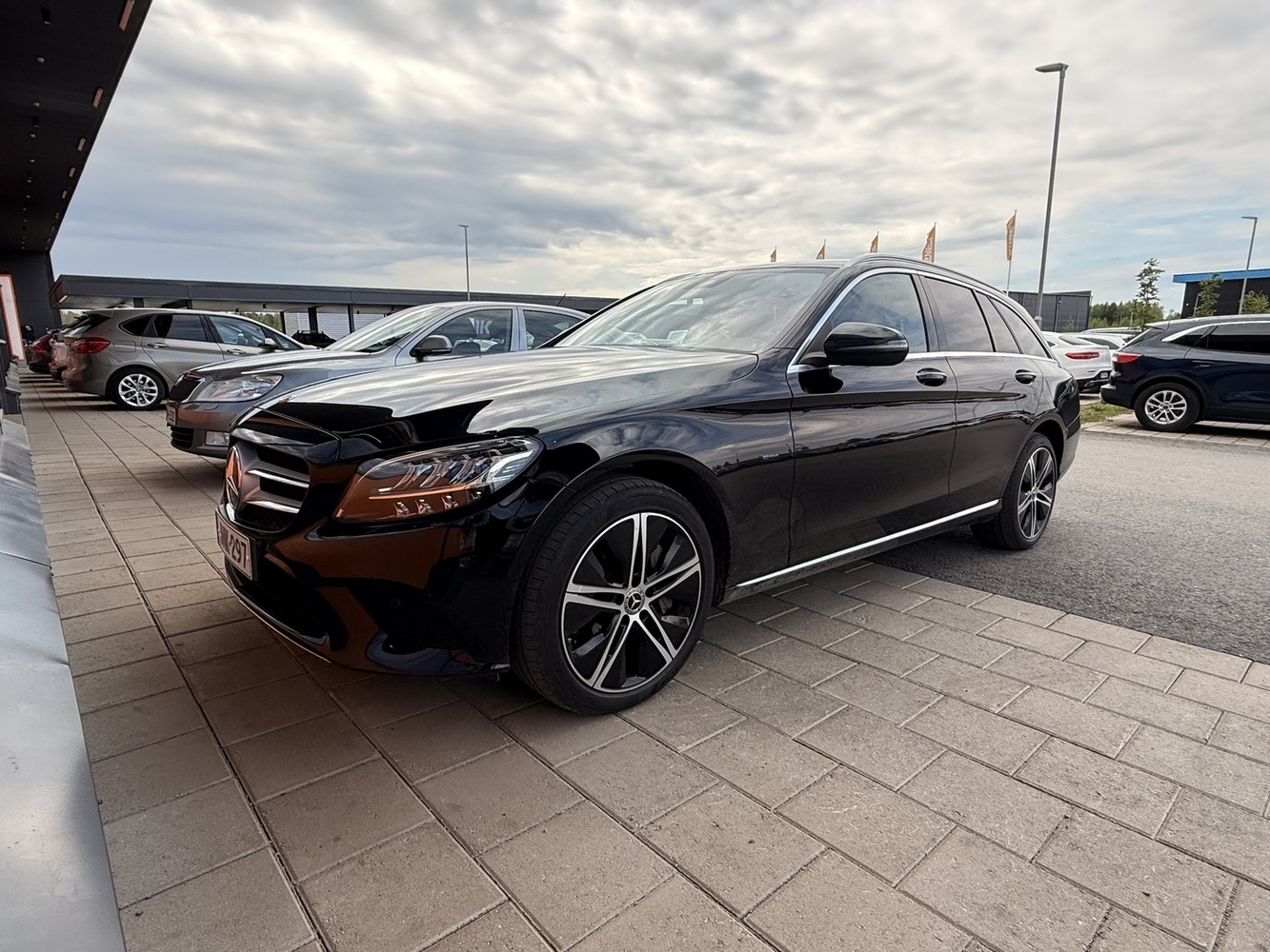 Mercedes-Benz C vaihtoauto