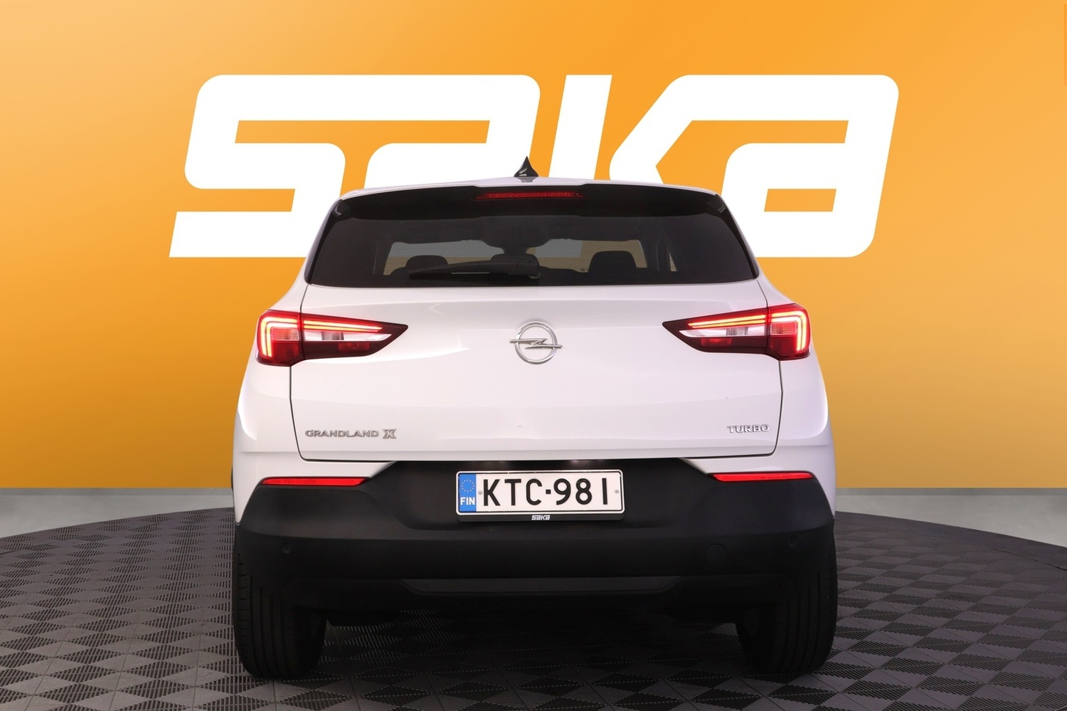 Opel Grandland X vaihtoauto