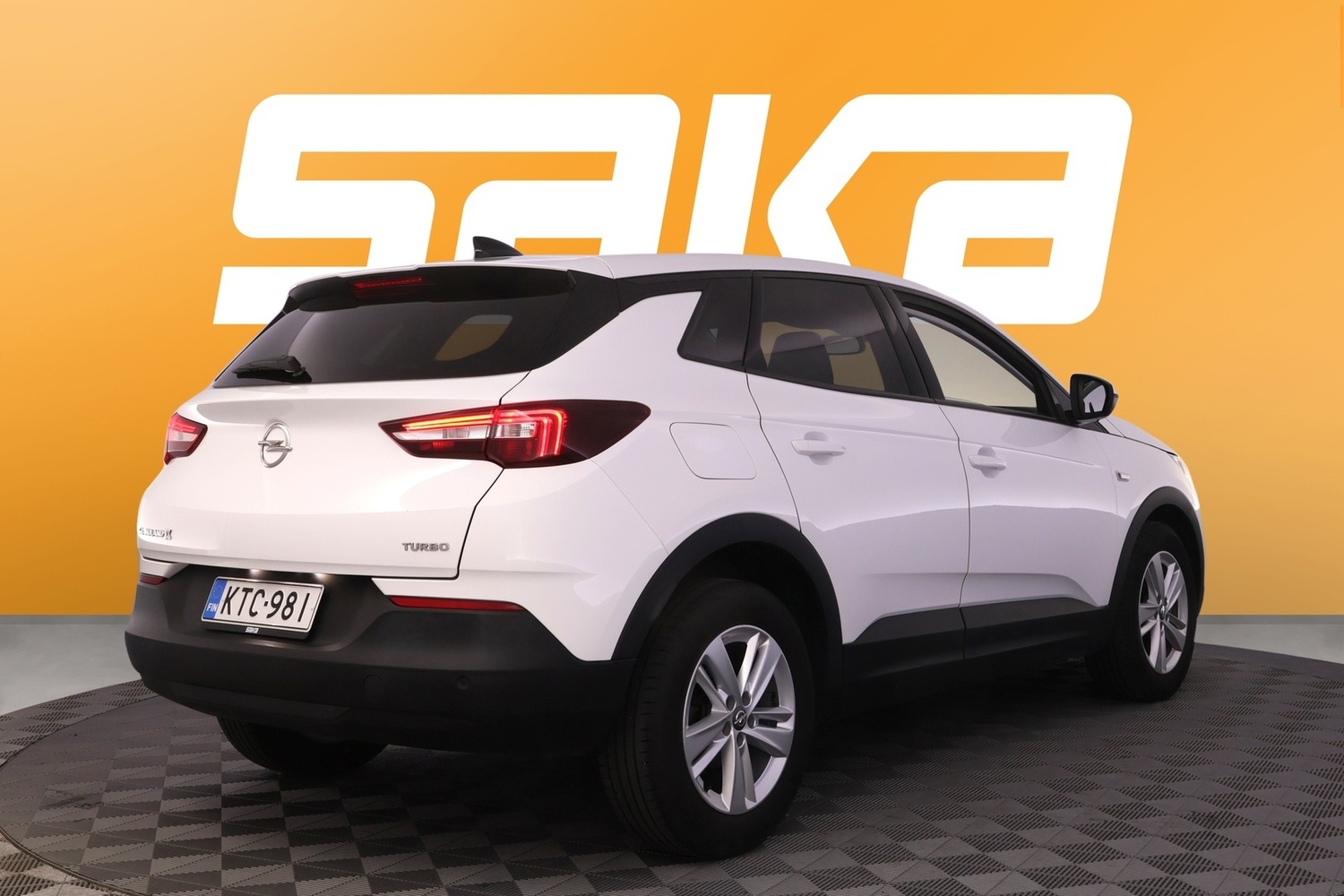 Opel Grandland X vaihtoauto