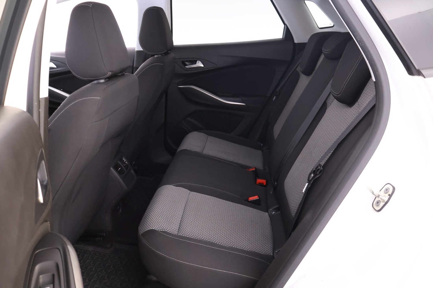 Opel Grandland X vaihtoauto