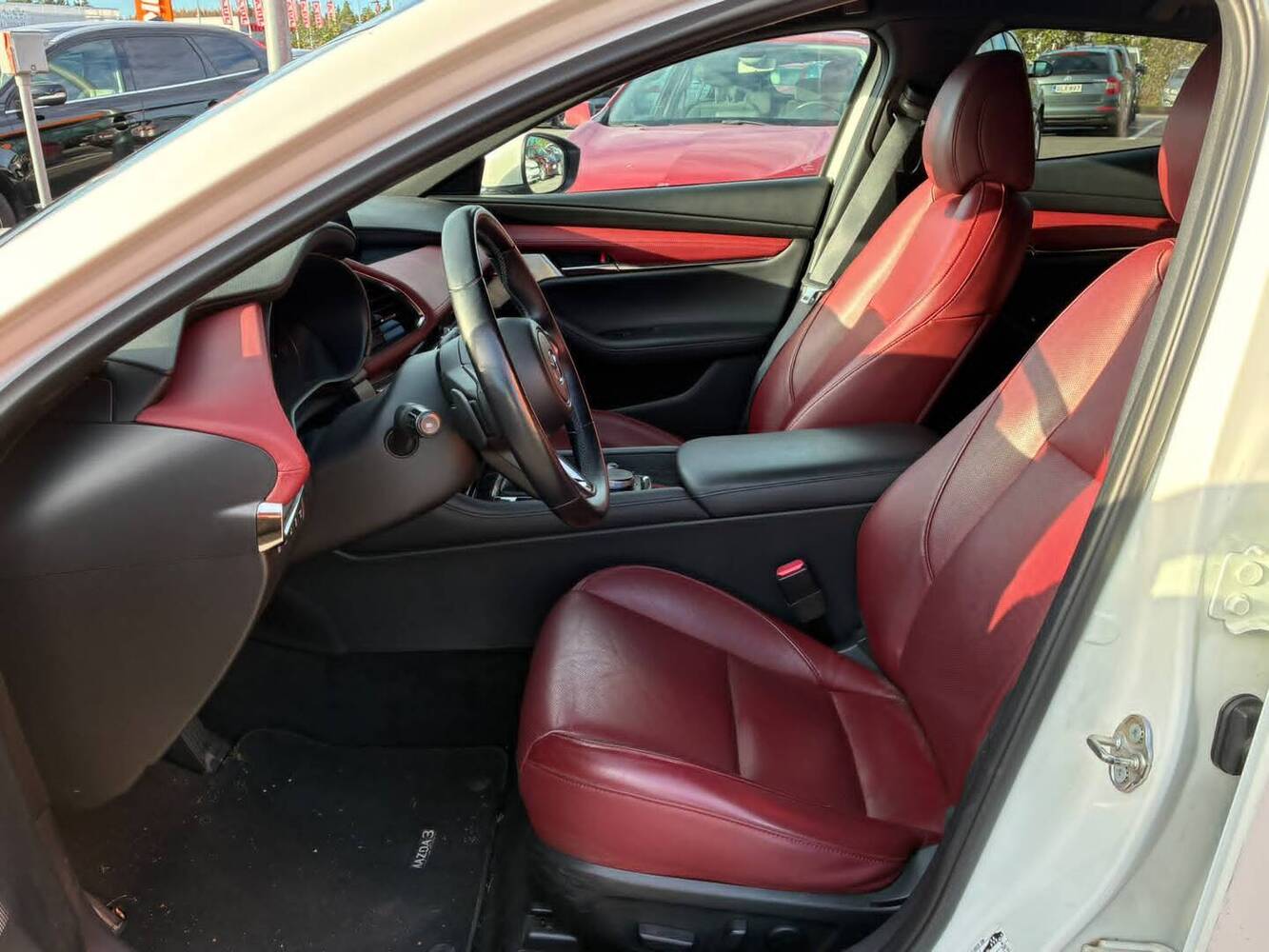 Mazda 3 vaihtoauto