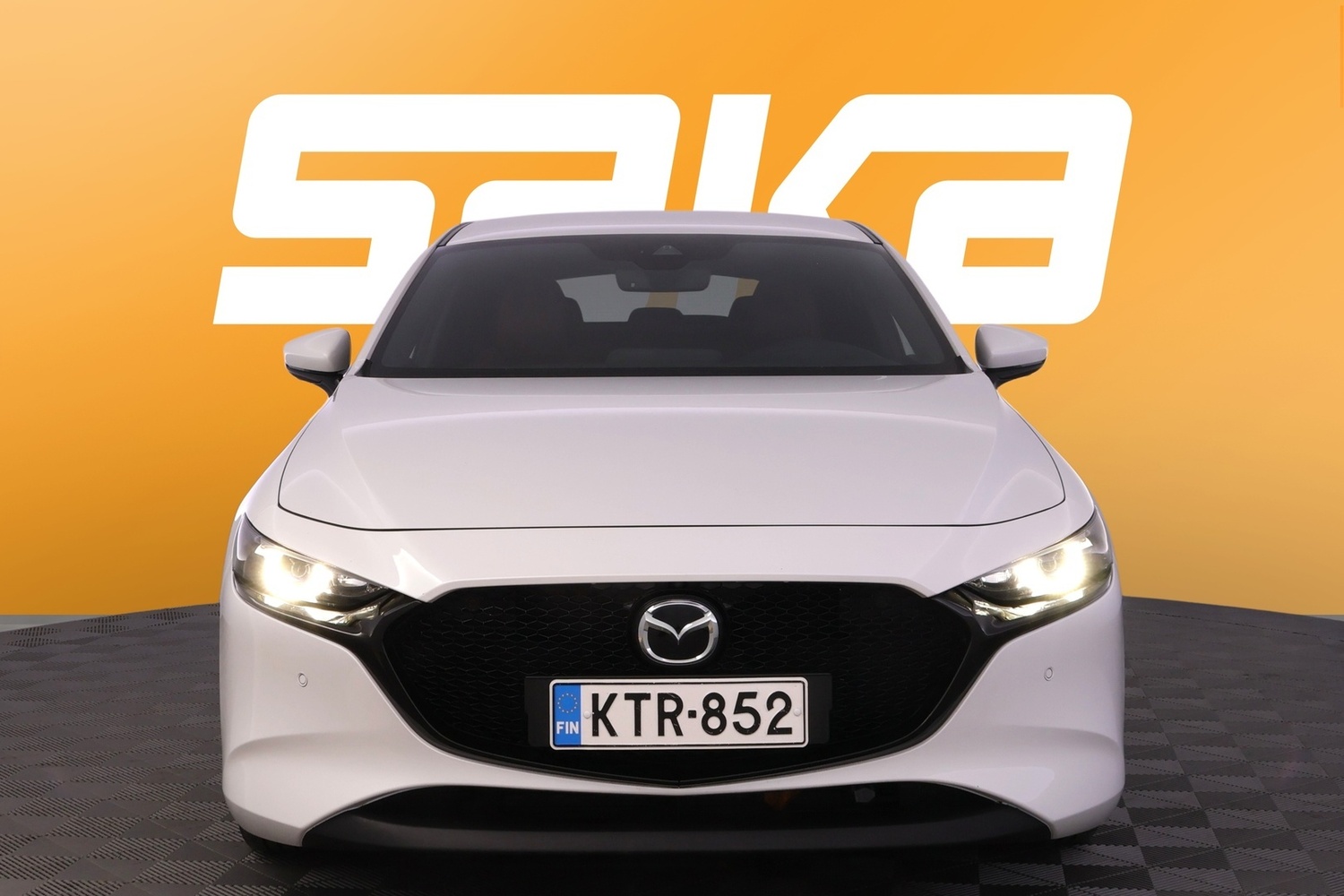 Mazda 3 vaihtoauto