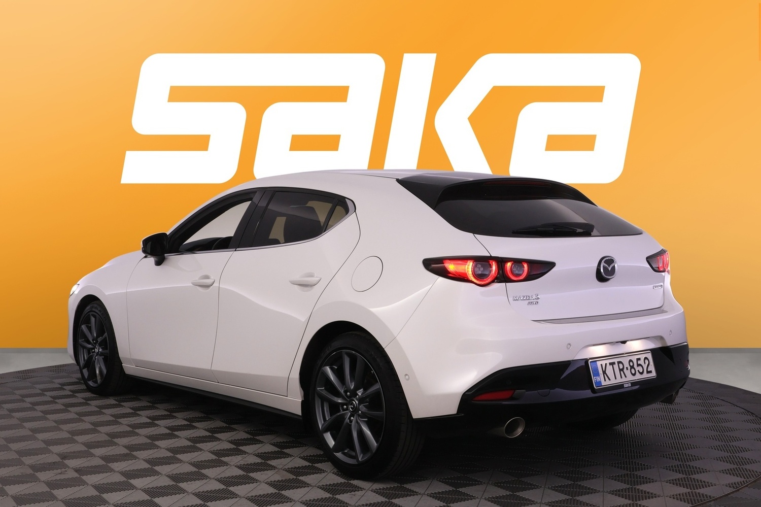 Mazda 3 vaihtoauto