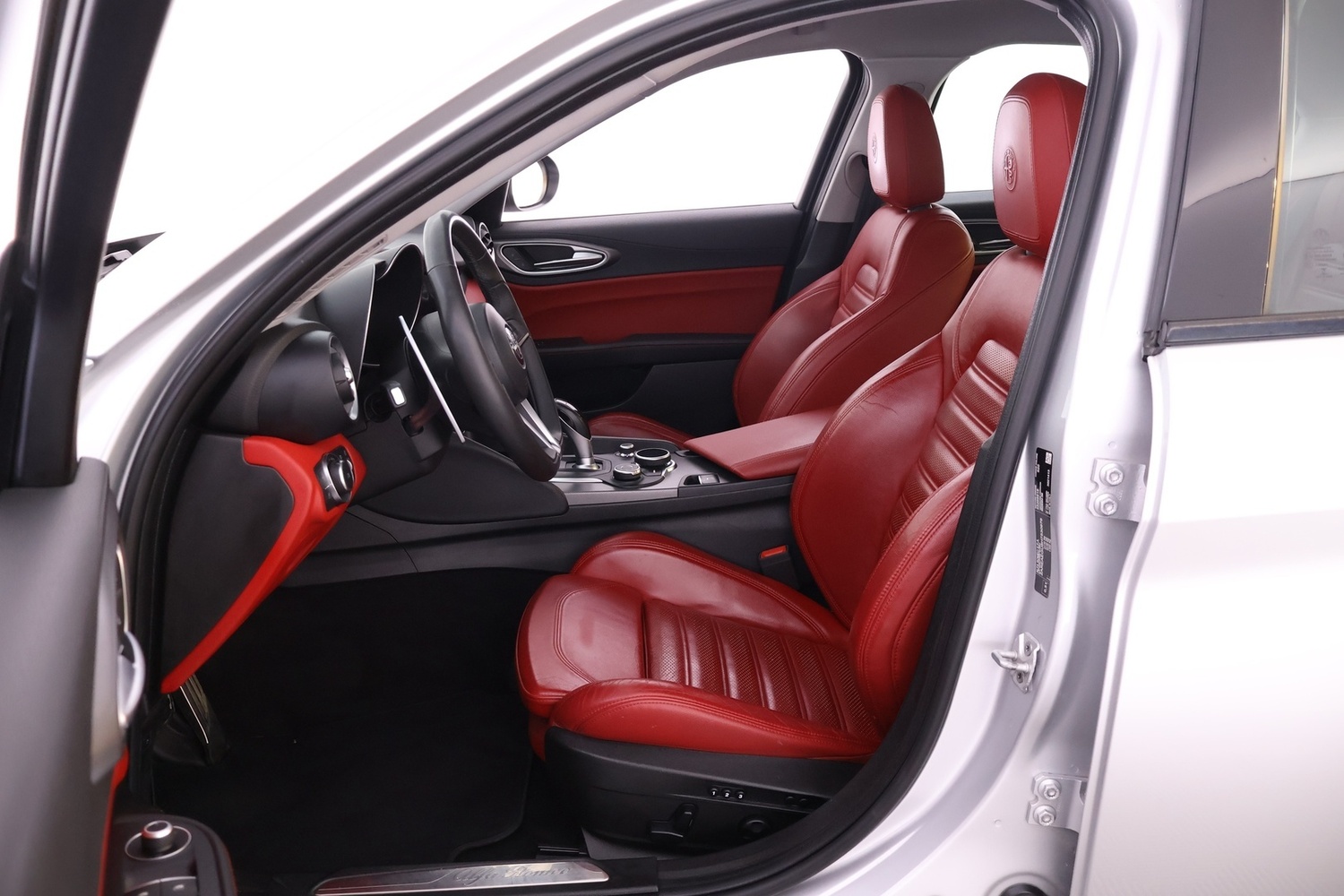 Alfa Romeo Giulia vaihtoauto