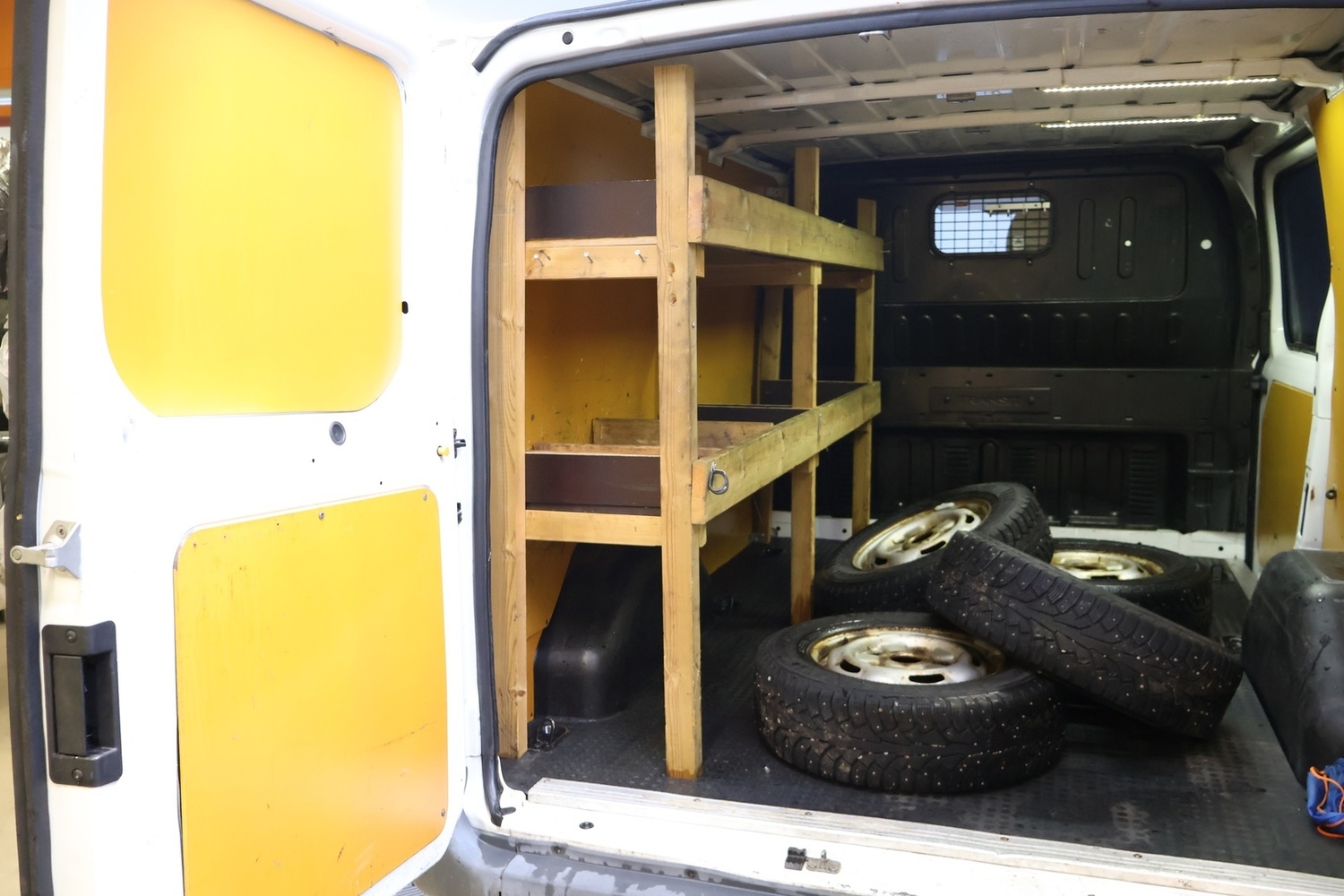 Ford Transit vaihtoauto