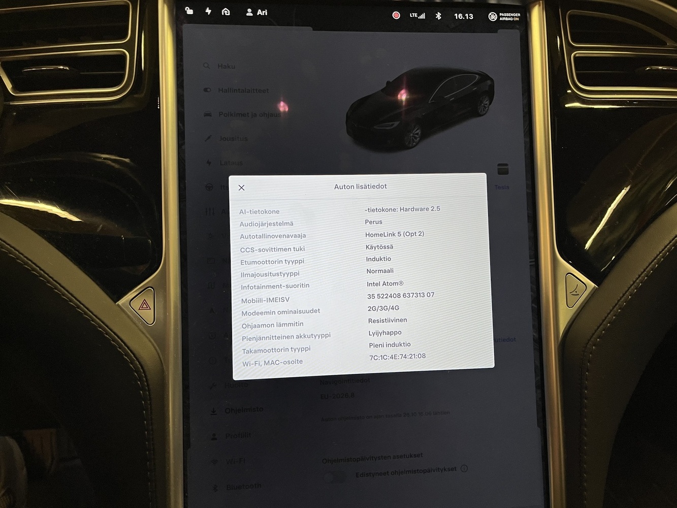 Tesla Model S vaihtoauto